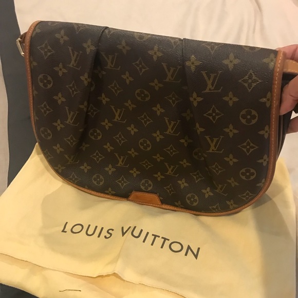 SOLD!!! Authentic LV Menilmontant Mm - Picture 1 of 7